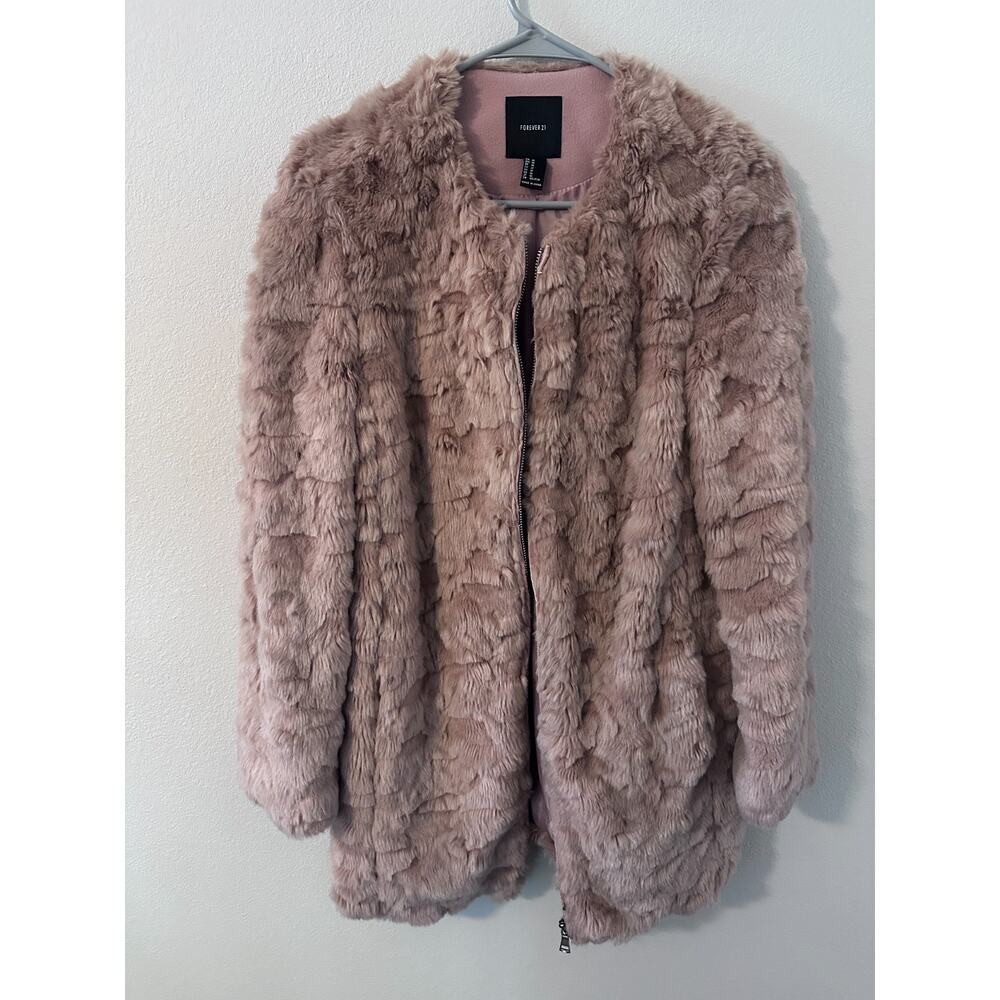 Forever 21 womens size medium faux fur pink rose jacket with zipper